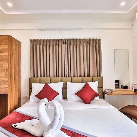 The Auberge Boutique Hotel - Manyata Tech Park バンガロール エクステリア 写真