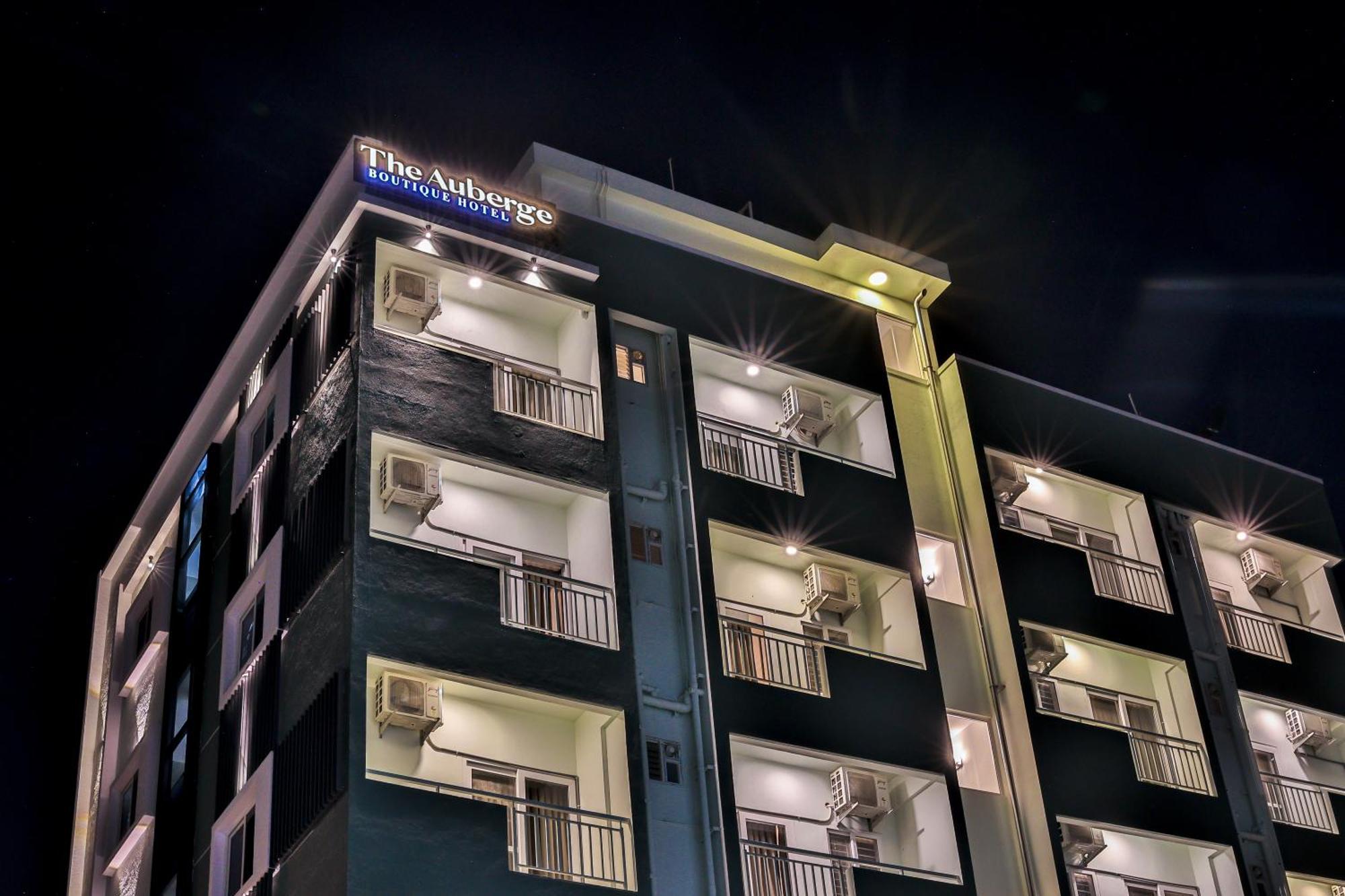 The Auberge Boutique Hotel - Manyata Tech Park バンガロール エクステリア 写真