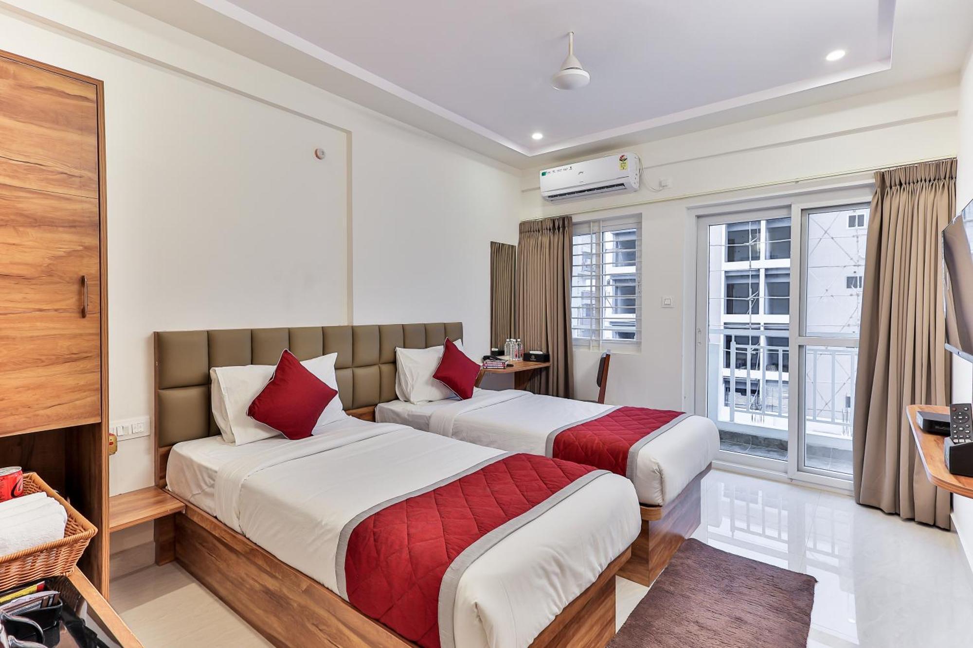 The Auberge Boutique Hotel - Manyata Tech Park バンガロール エクステリア 写真